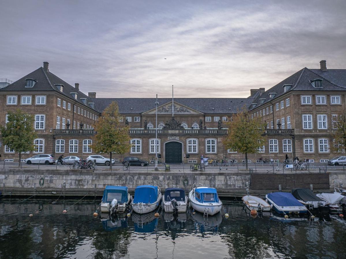 Large 4 Bedroom With Balcony & Bathtub In Cph City Köpenhamn Exteriör bild
